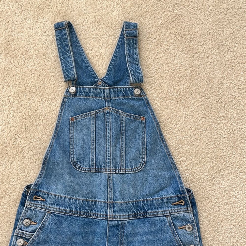 The perfect blue overalls! (Never worn)